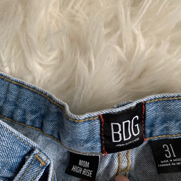 Urban Outfitter Jean Shorts - Picture 3 of 4